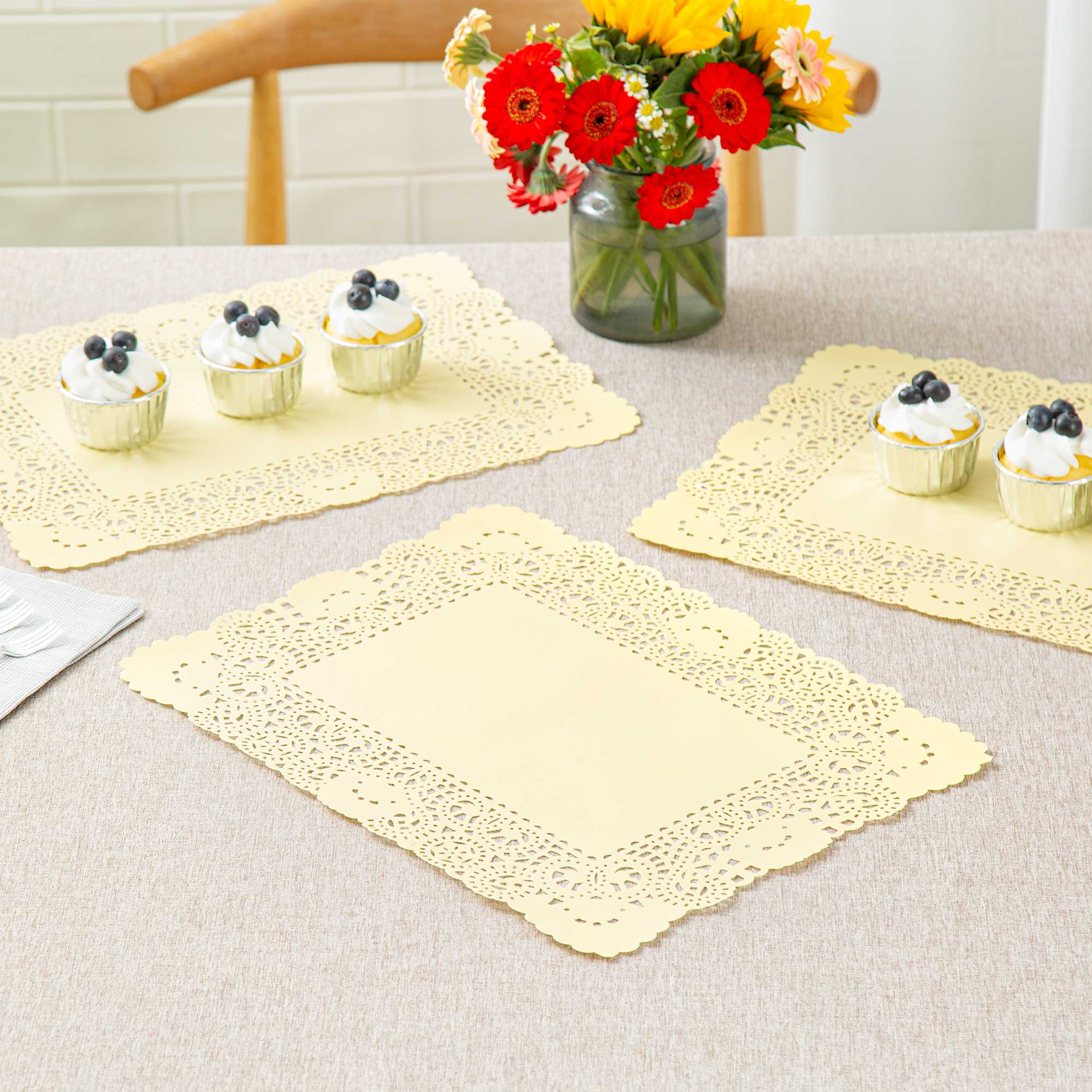 Pastry Tek Rectangle Yellow Paper Doilies - Lace - 15 3/4" x 12" - 4000 count box
