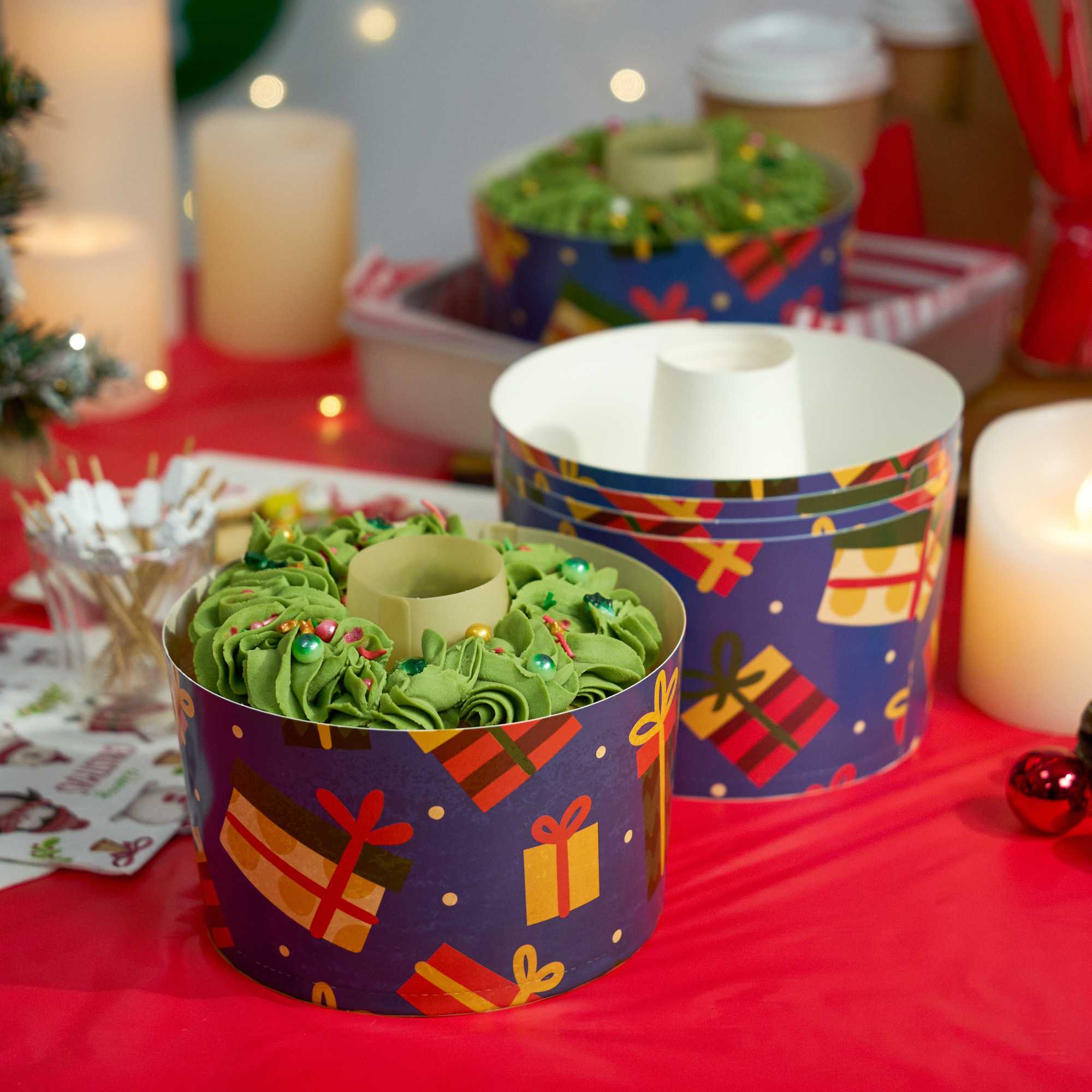 Panificio 53 oz Paper Angel Food Tube Pan - Christmas, Greaseproof - 6 1/4" x 6 1/4" x 3 3/4" - 100 count box