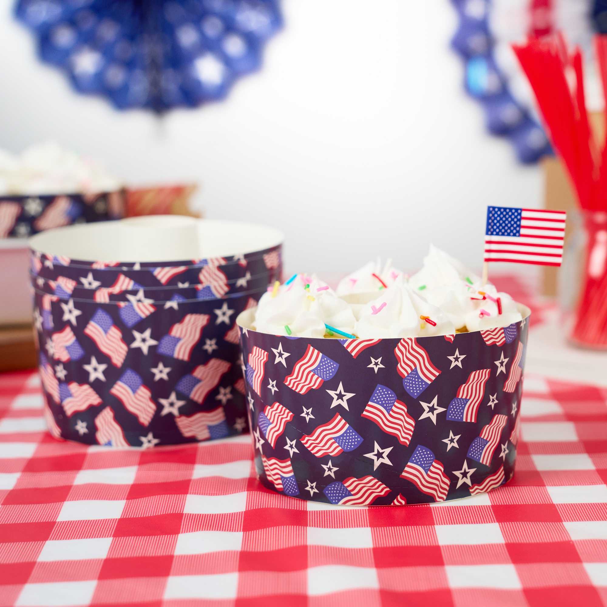 Panificio 22 oz Paper Angel Food Tube Pan - American Flag, Greaseproof - 5" x 5" x 2 3/4" - 100 count box