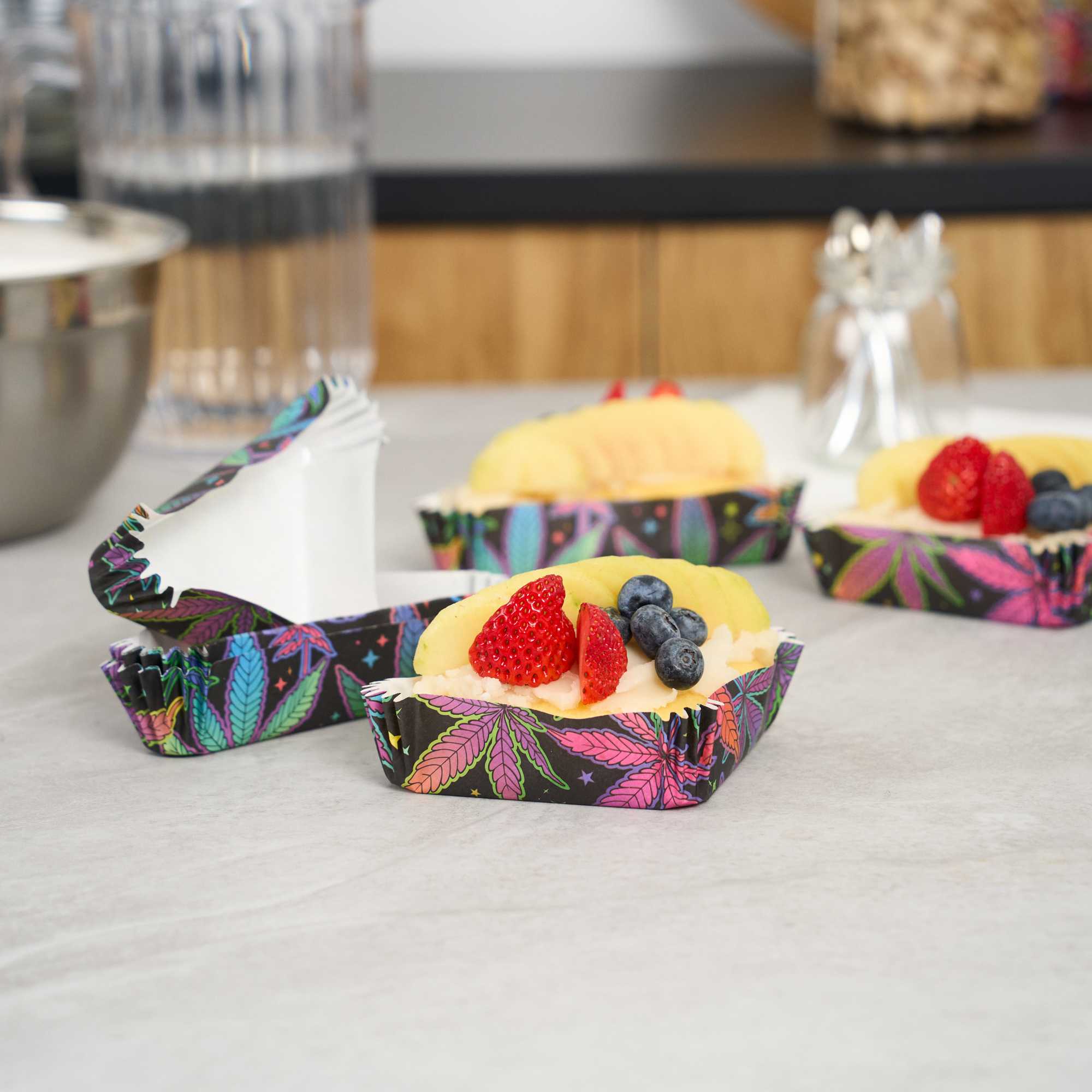 Panificio 6.8 oz Triangle Paper Baking Cup - Trippy Leaf Print, Ridged, Greaseproof - 5" x 3" x 1 1/4" - 200 count box