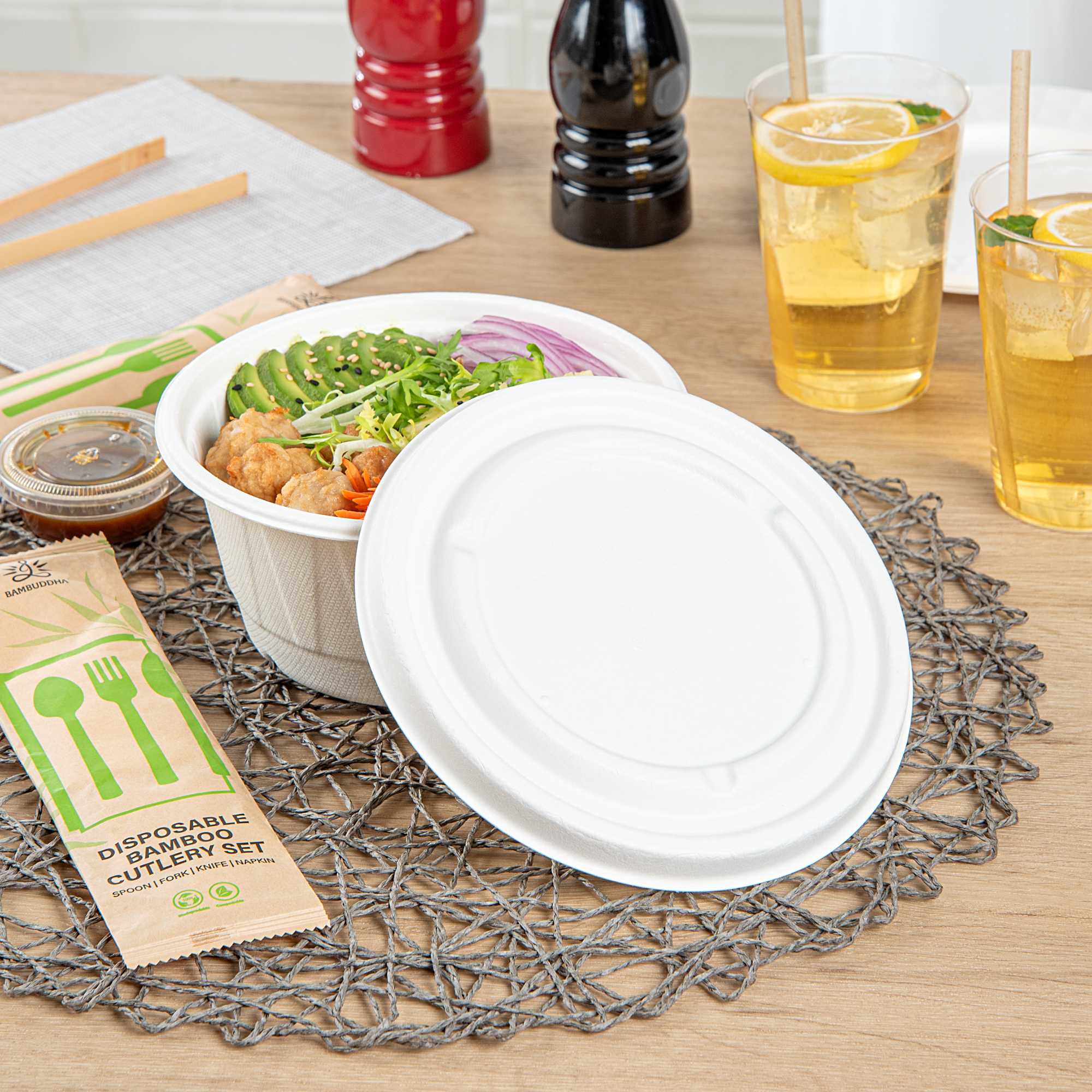 Pulp Safe No PFAS Added Round White Sugarcane / Bagasse Lid - Fits 17 oz to 34 oz Bowls, Home Compostable - 6 1/2" x 6 1/2" - 100 Count Box