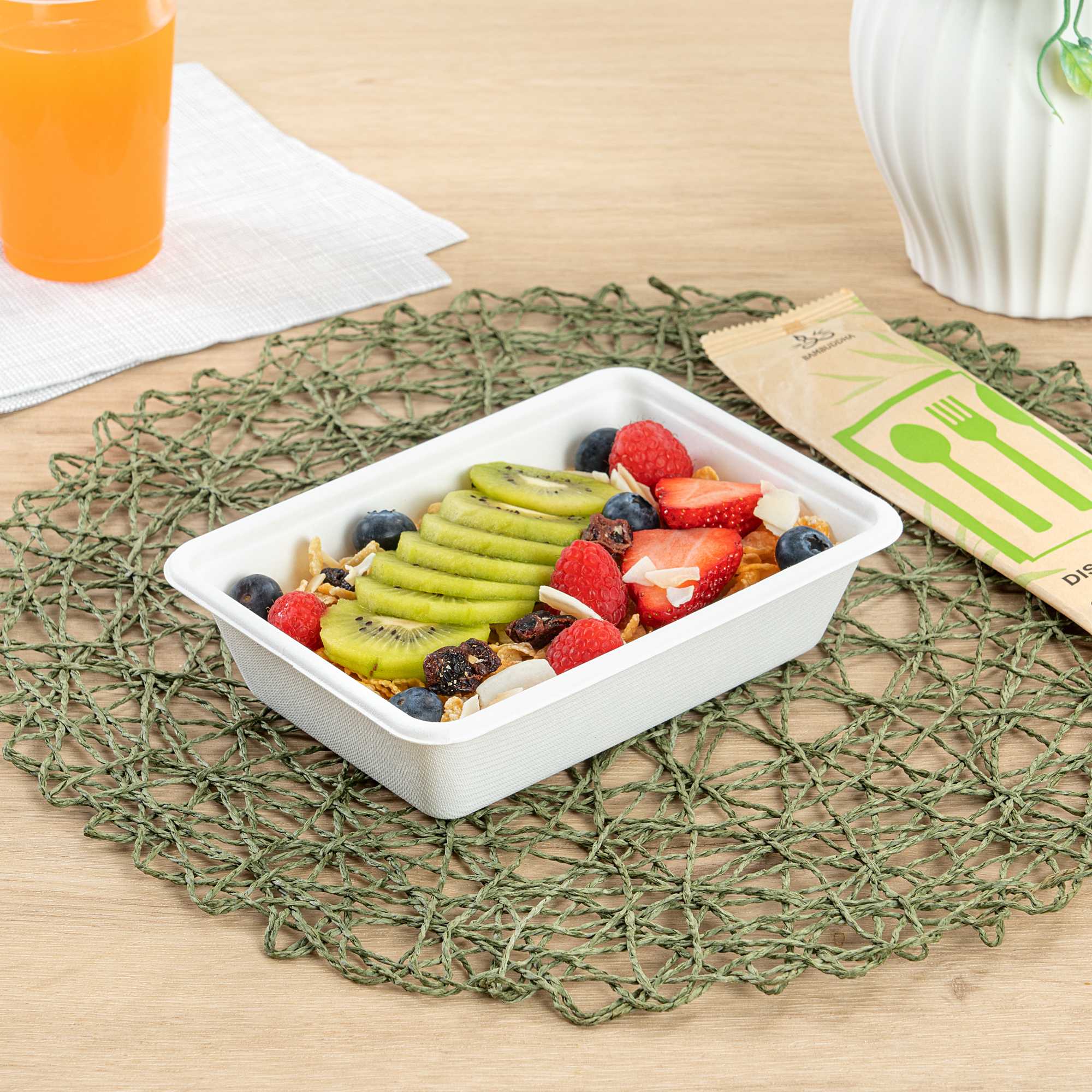 Pulp Safe No PFAS Added 22 oz Rectangle White Sugarcane / Bagasse Bowl - Home Compostable - 7" x 5" x 1 3/4" - 100 Count Box