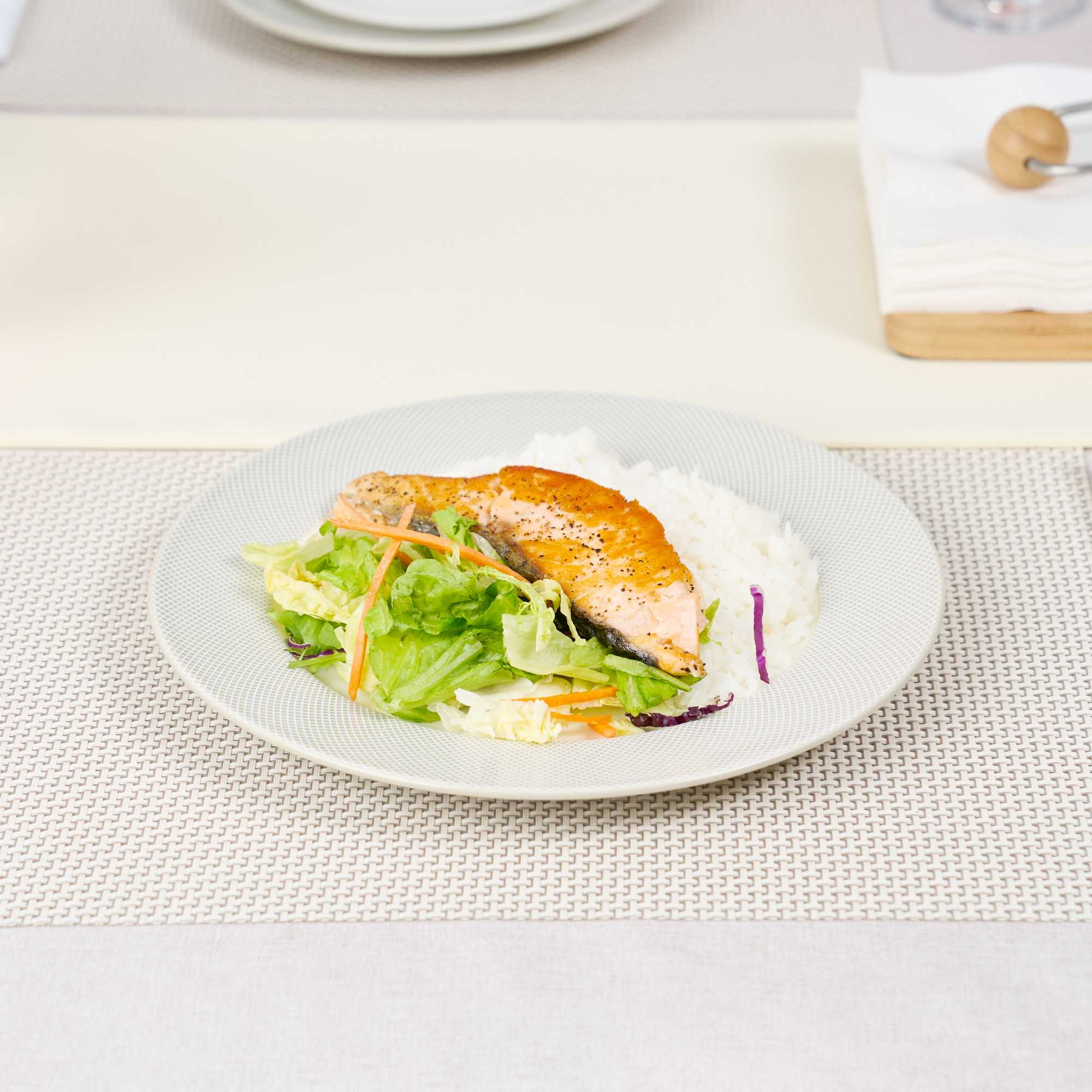 German Standard Round Gray Mesh Embossed Porcelain Dinner Plate - 10 3/4" x 10 3/4" x 1" - 4 count box