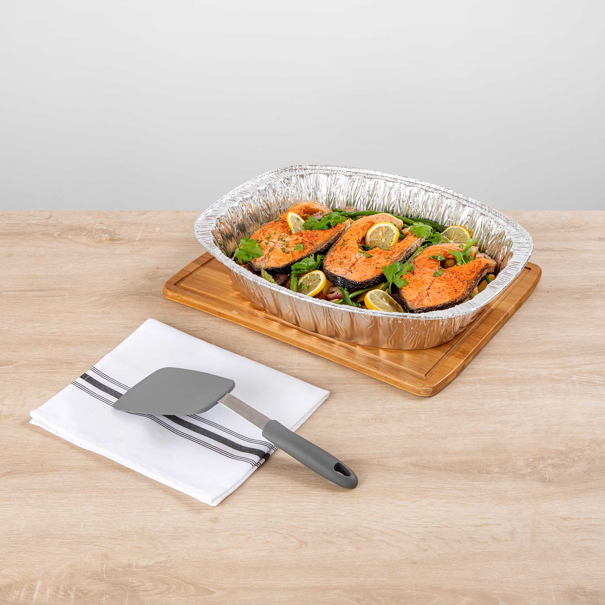 Foil Lux Oval Aluminum Foil Roast Pan - 18" x 14 1/4" x 3 1/4" - 50 count box