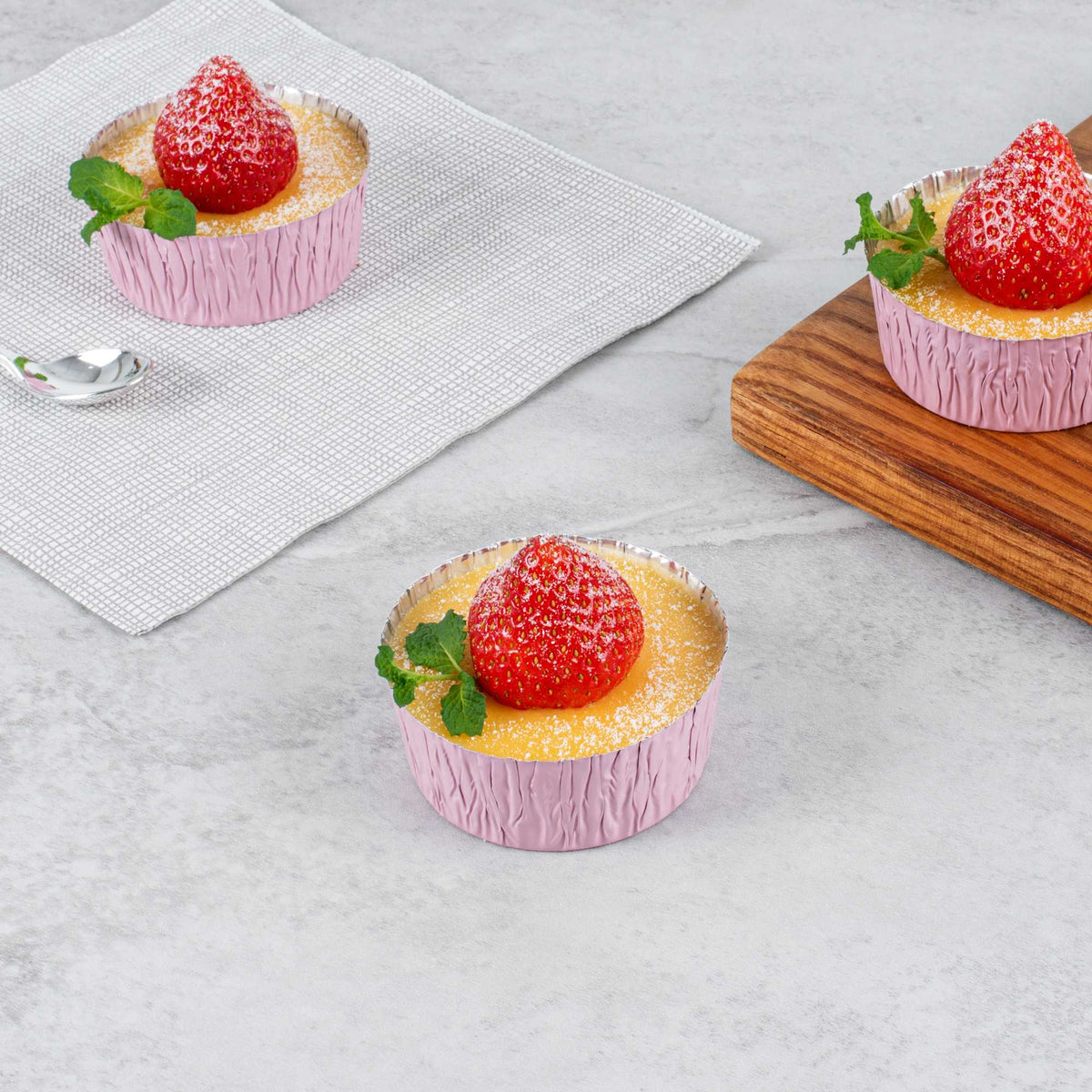 Pastry Tek 3 oz Round Pink Foil Ramekin Cup - 2 3/4" x 2 3/4" x 1 1/4" - 200 count box