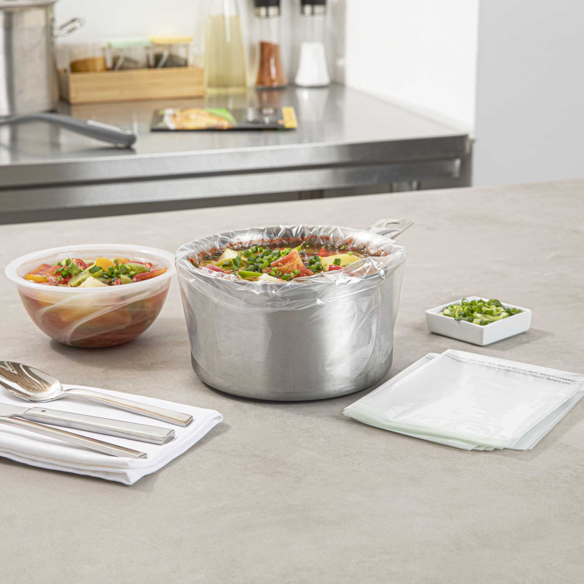 Serve Secure Clear Plastic Liner - Fits 1 To 3 Qt Slow Cooker, BPA-Free - 11" x 16" - 500 count box