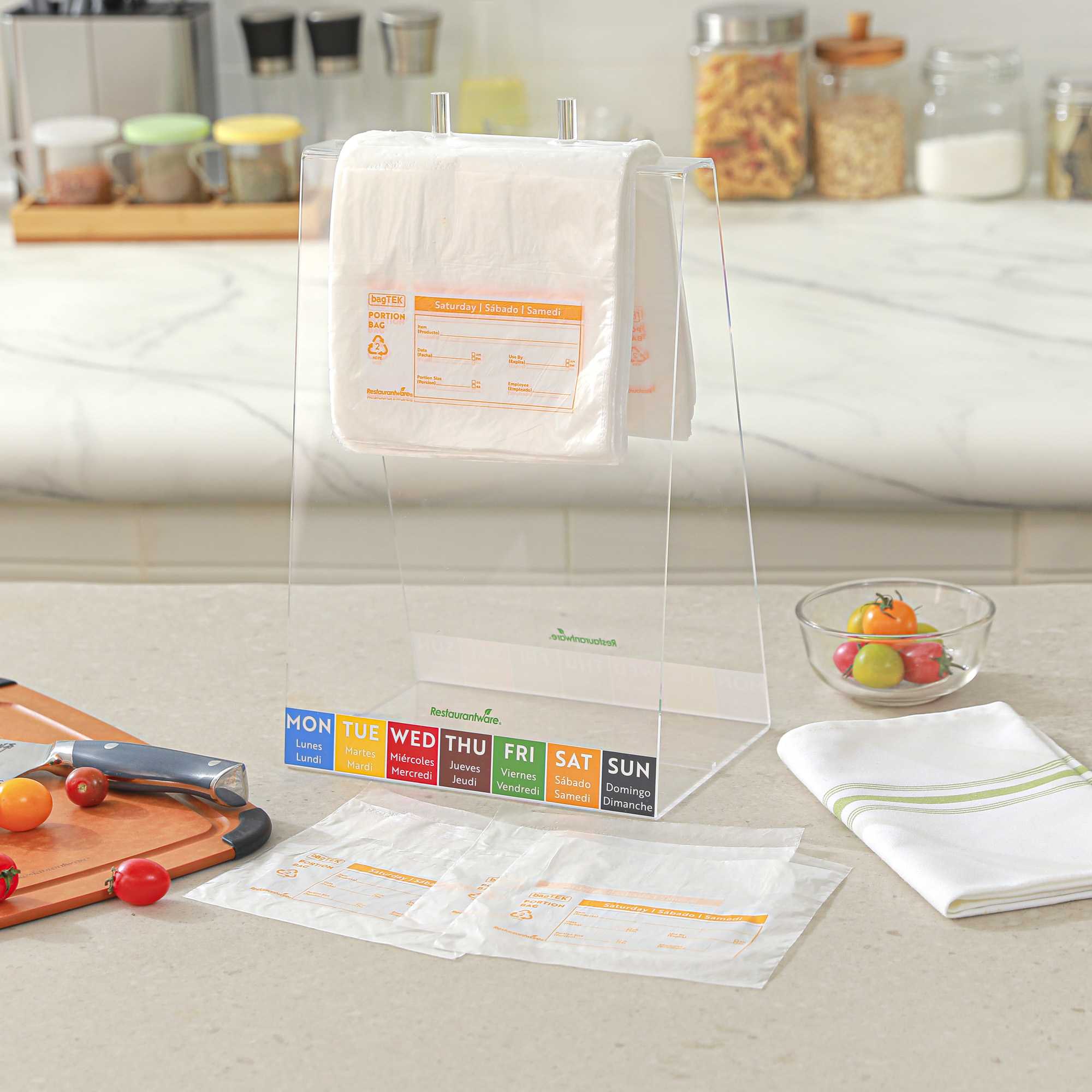 Bag Tek Clear and Orange Plastic Day Of The Week Saturday Portion Bag - Trilingual - 6 1/2" x 7" - 2000 count box
