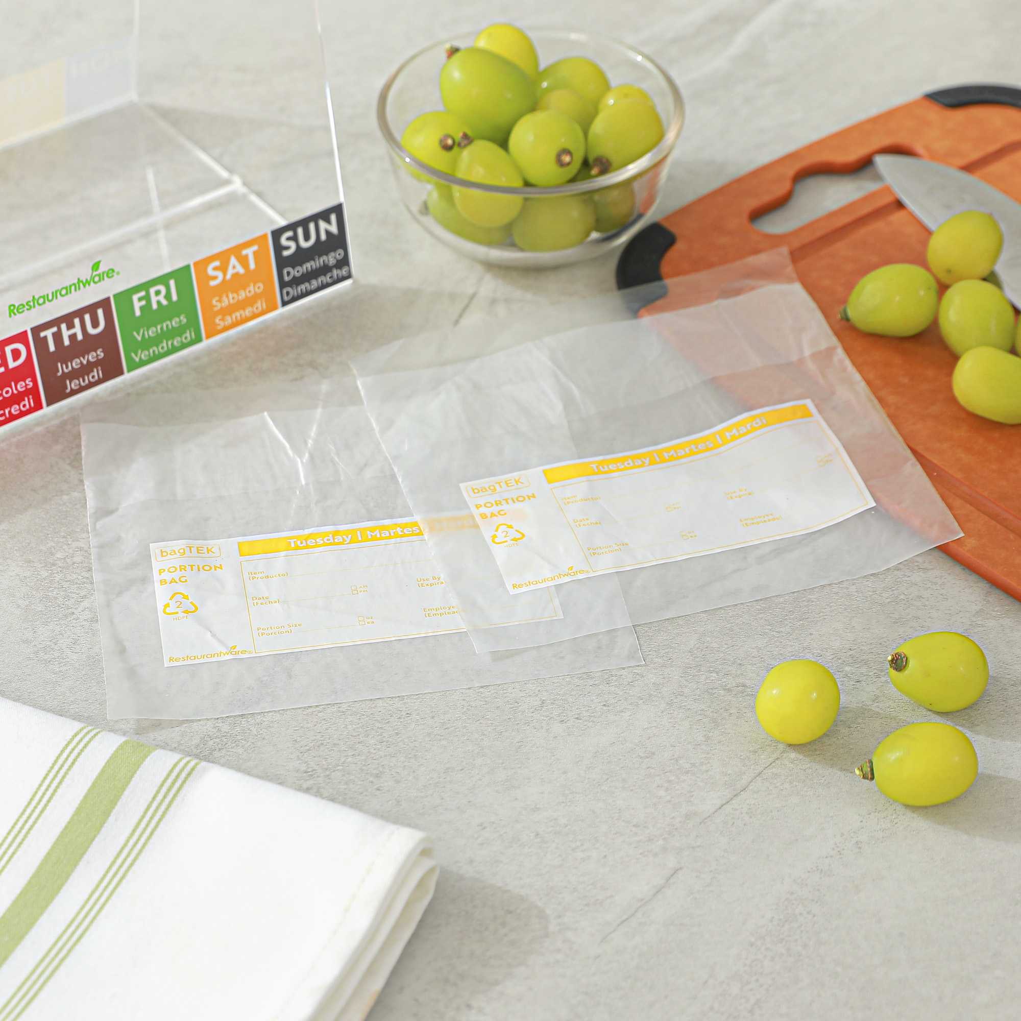 Bag Tek Clear and Yellow Plastic Day Of The Week Tuesday Portion Bag - Trilingual - 6 1/2" x 7" - 2000 count box