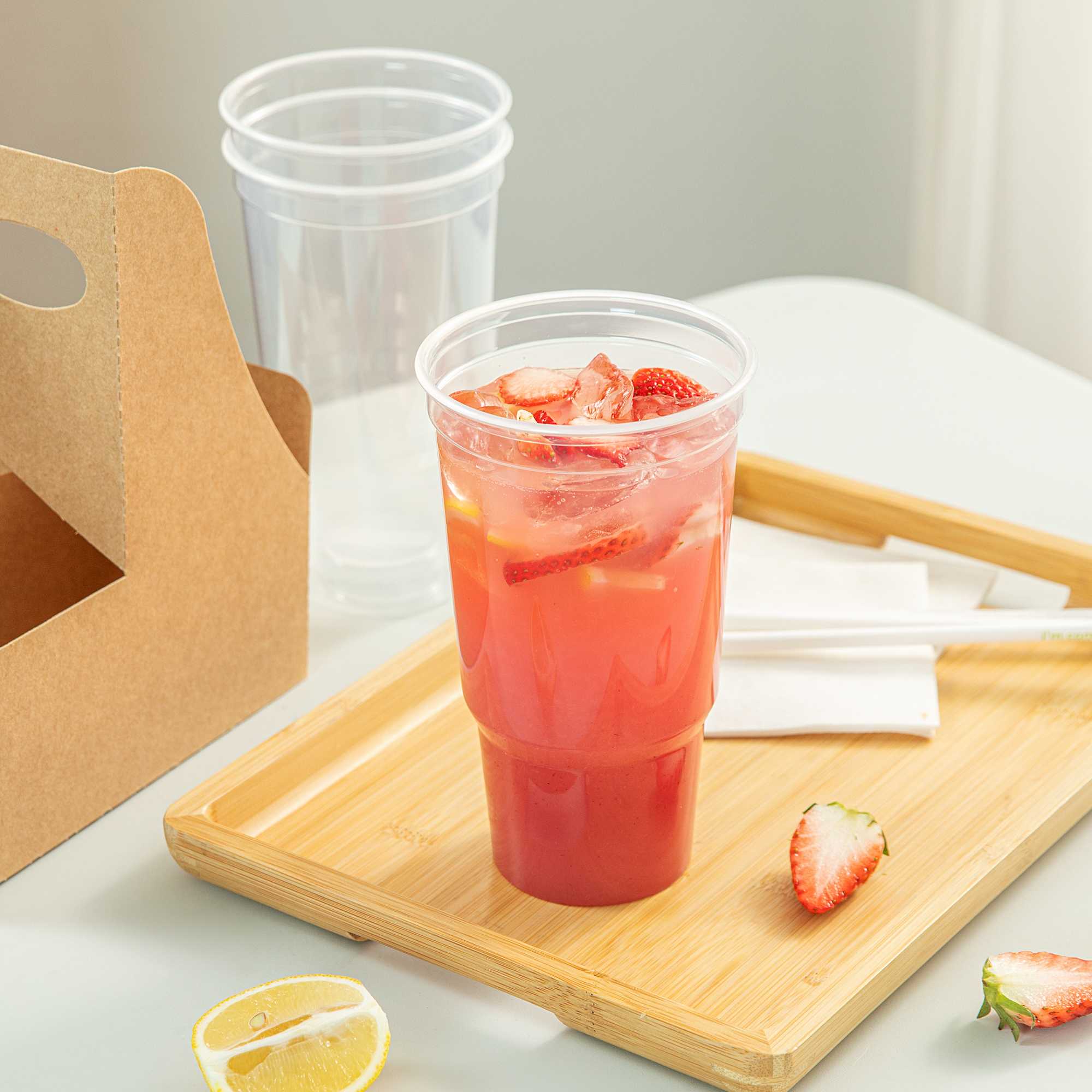Bev Tek 32 oz Clear Plastic Cold Cup - 4 1/4" x 4 1/4" x 7" - 25 count box