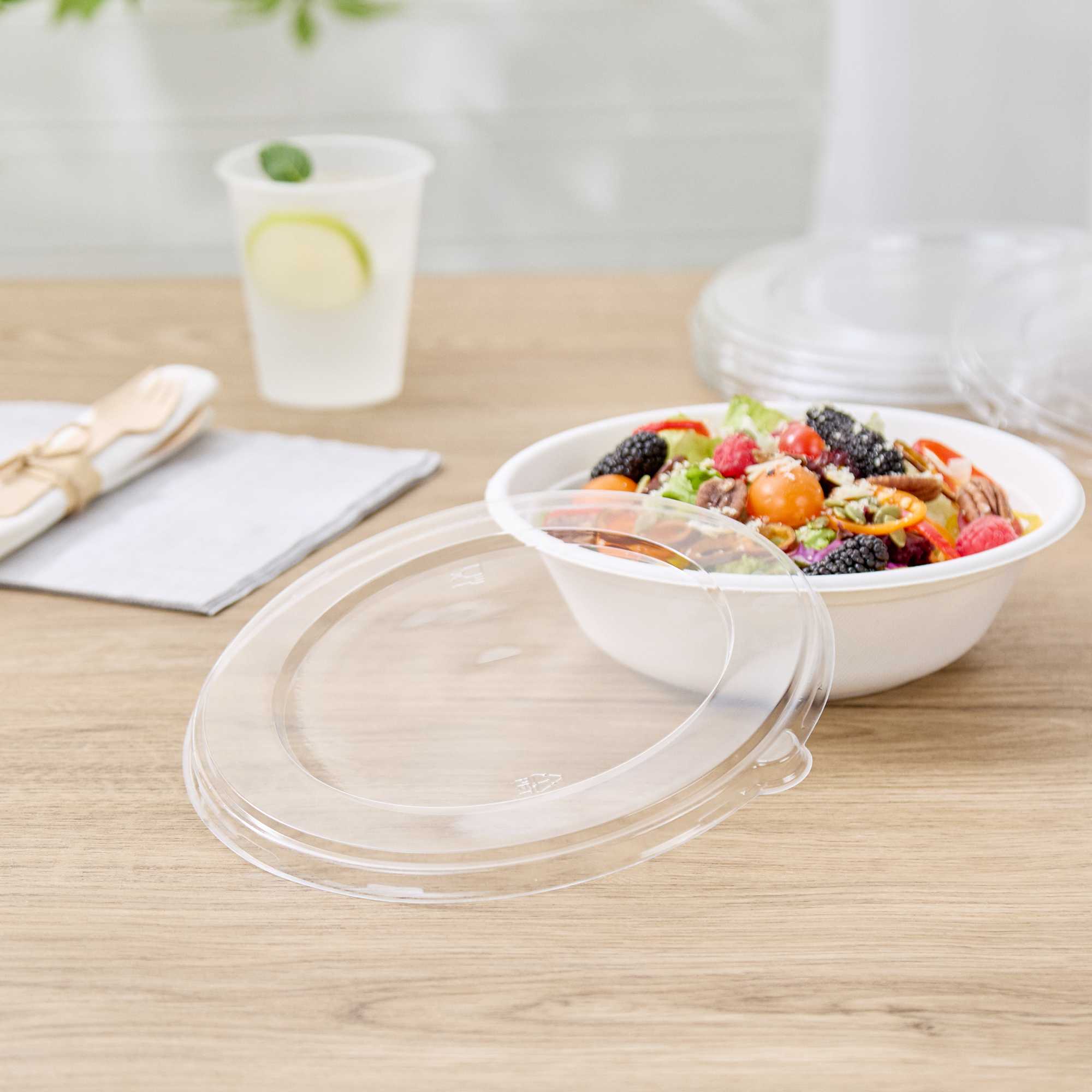 Pulp Safe Round Clear PET Plastic Flat Lid - Fits 32 oz Bagasse Bowl - 100 count box