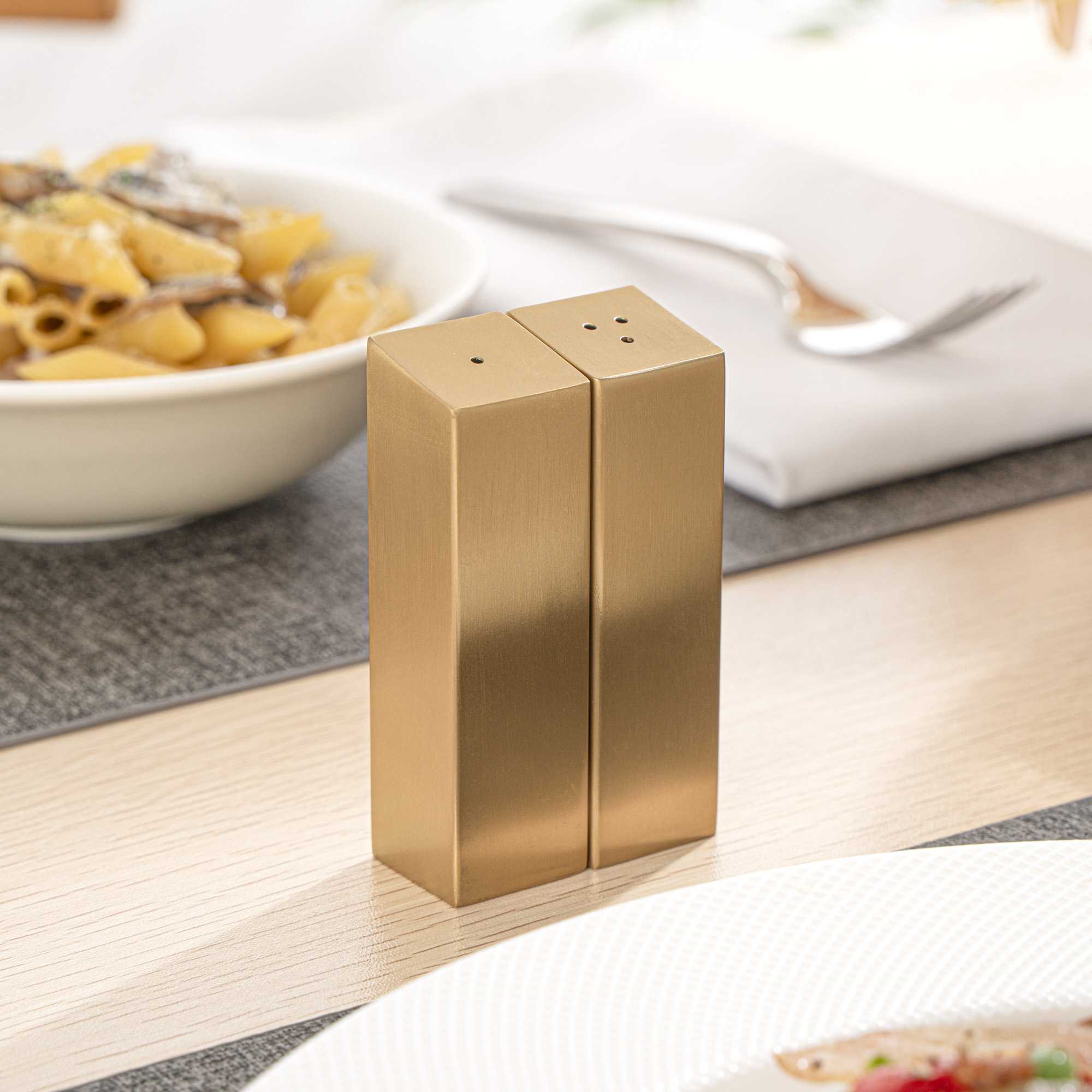 Chef 101 2 oz Gold Stainless Steel Rectangular Salt And Pepper Shaker Set - 1" x 1" x 3 1/4" - 1 count box