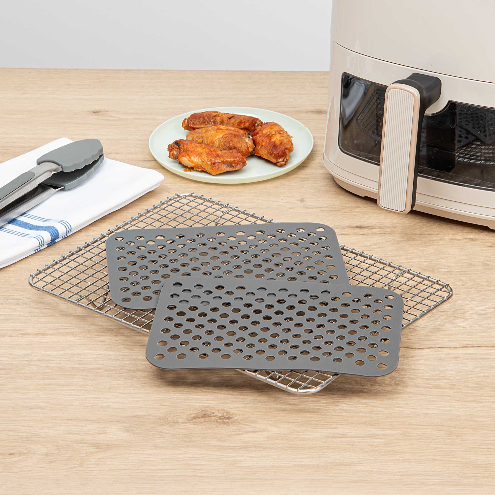 Pastry Tek Rectangle Gray Reusable Silicone Air Fryer Liner - Non-Stick, For Dual Basket, 3 to 5 qt - 7 3/4" x 5 1/2" - 2 count box