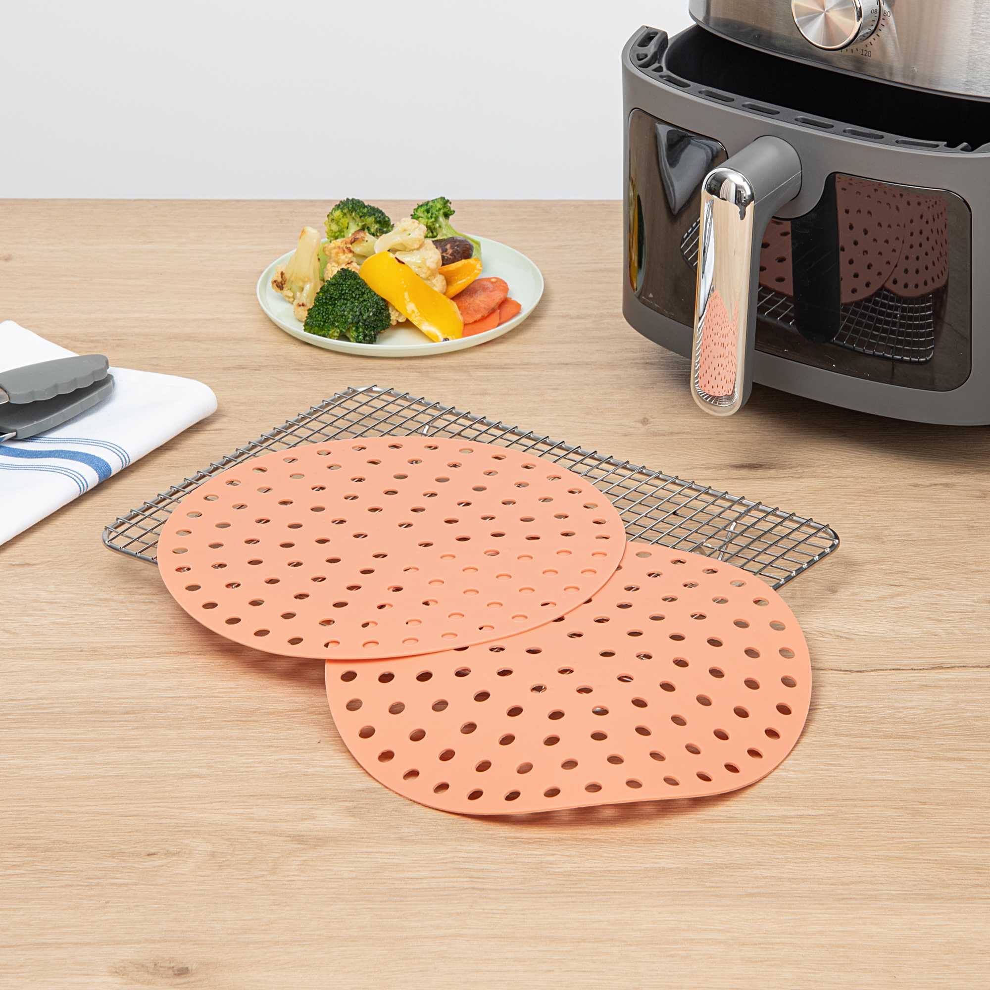Pastry Tek Round Orange Reusable Silicone Air Fryer Liner - Non-Stick, For 7 qt - 9" - 2 count box