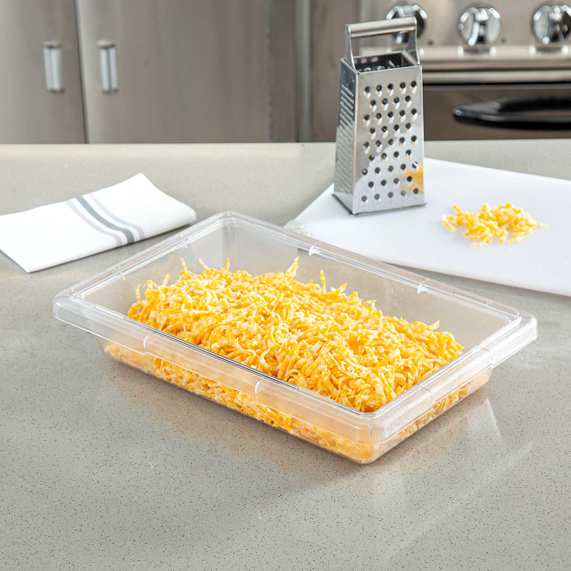 Met Lux Rectangle Clear Polycarbonate Food Storage Box - Graduation Markings, Labeling Windows - 18" x 12" x 3 1/2" - 1 count box