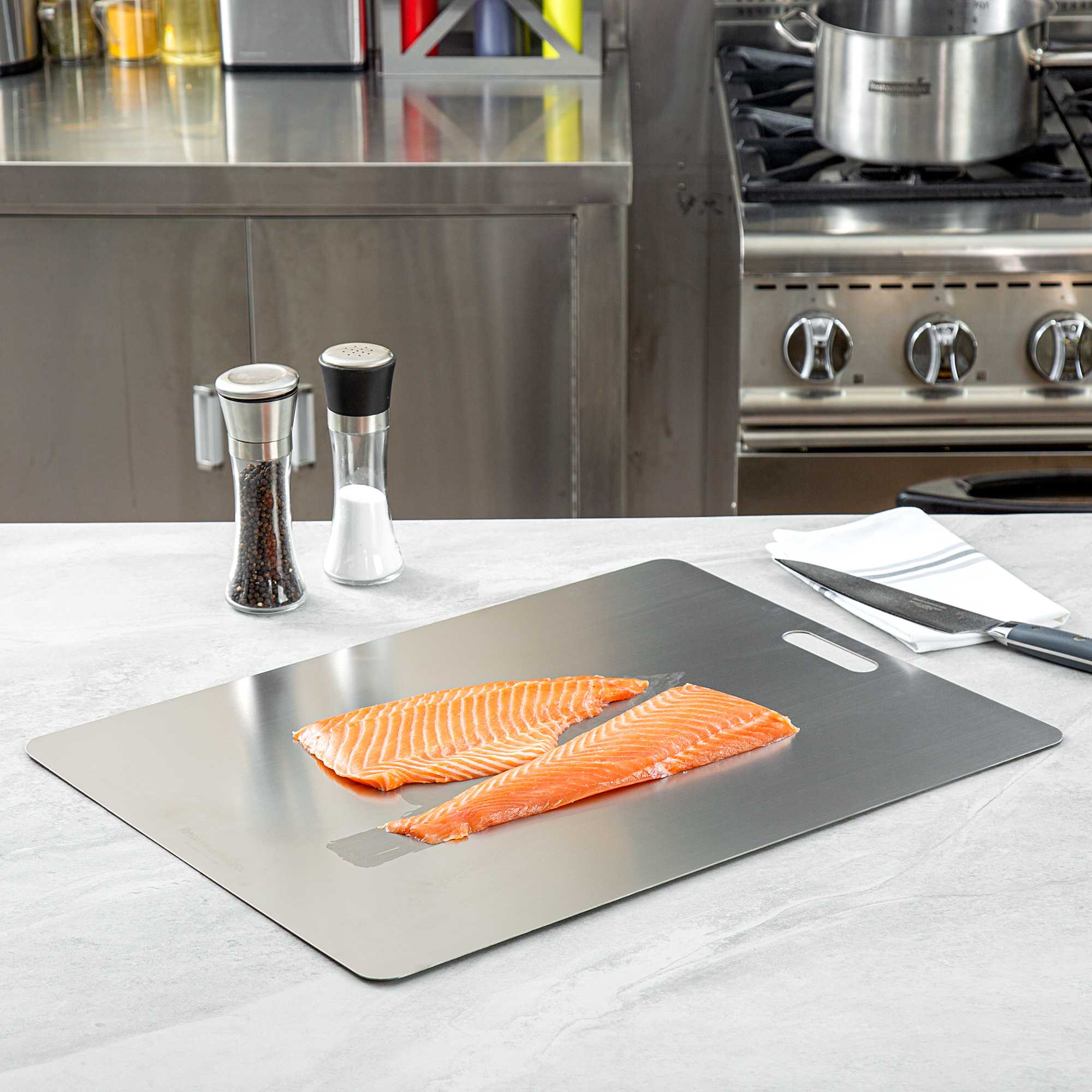 Met Lux Rectangle Titanium Extra Large Cutting Board - 24" x 18" - 1 count box