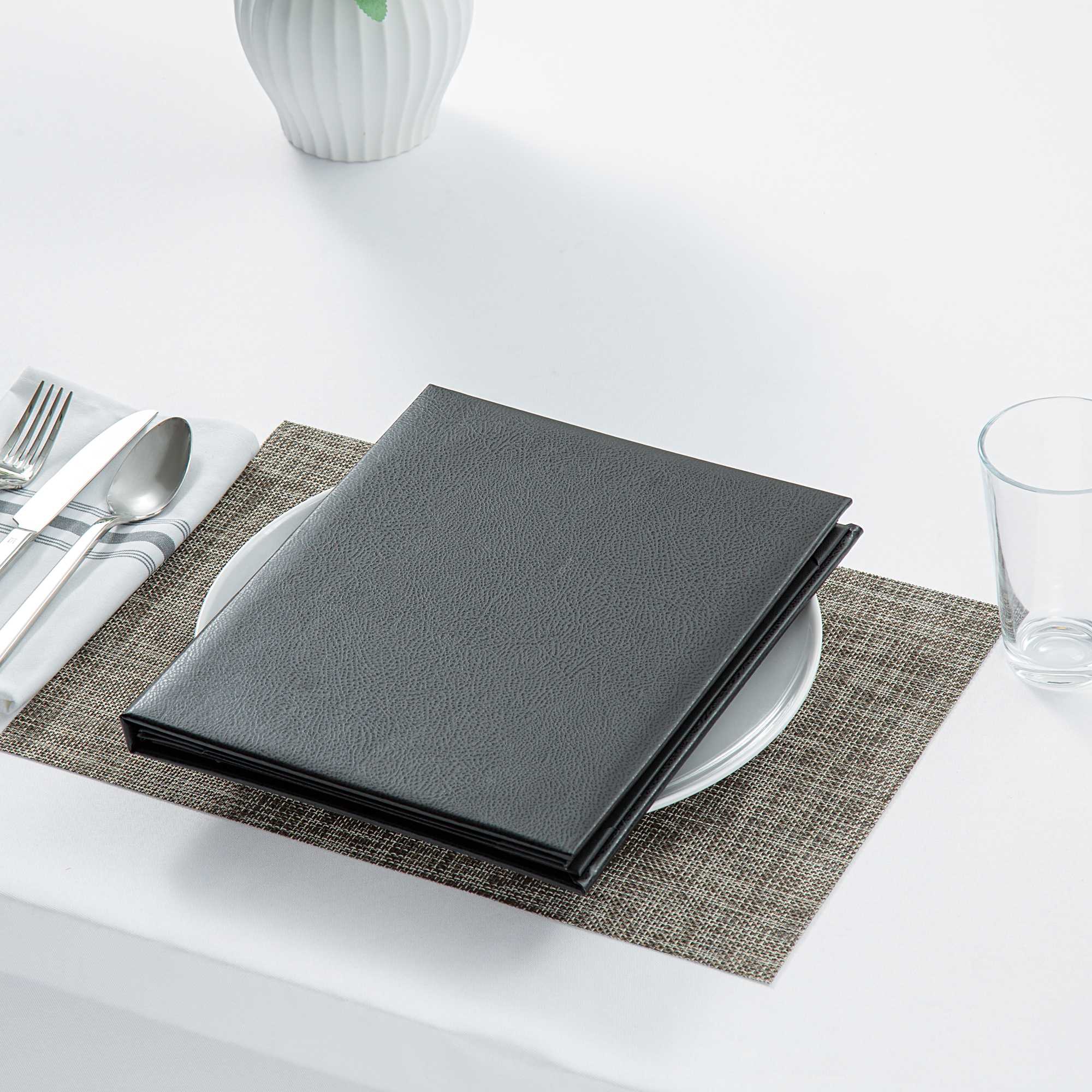 Chef 101 Black Vinyl Menu Booklet - 4-View - 8 1/2" x 11" - 1 count box