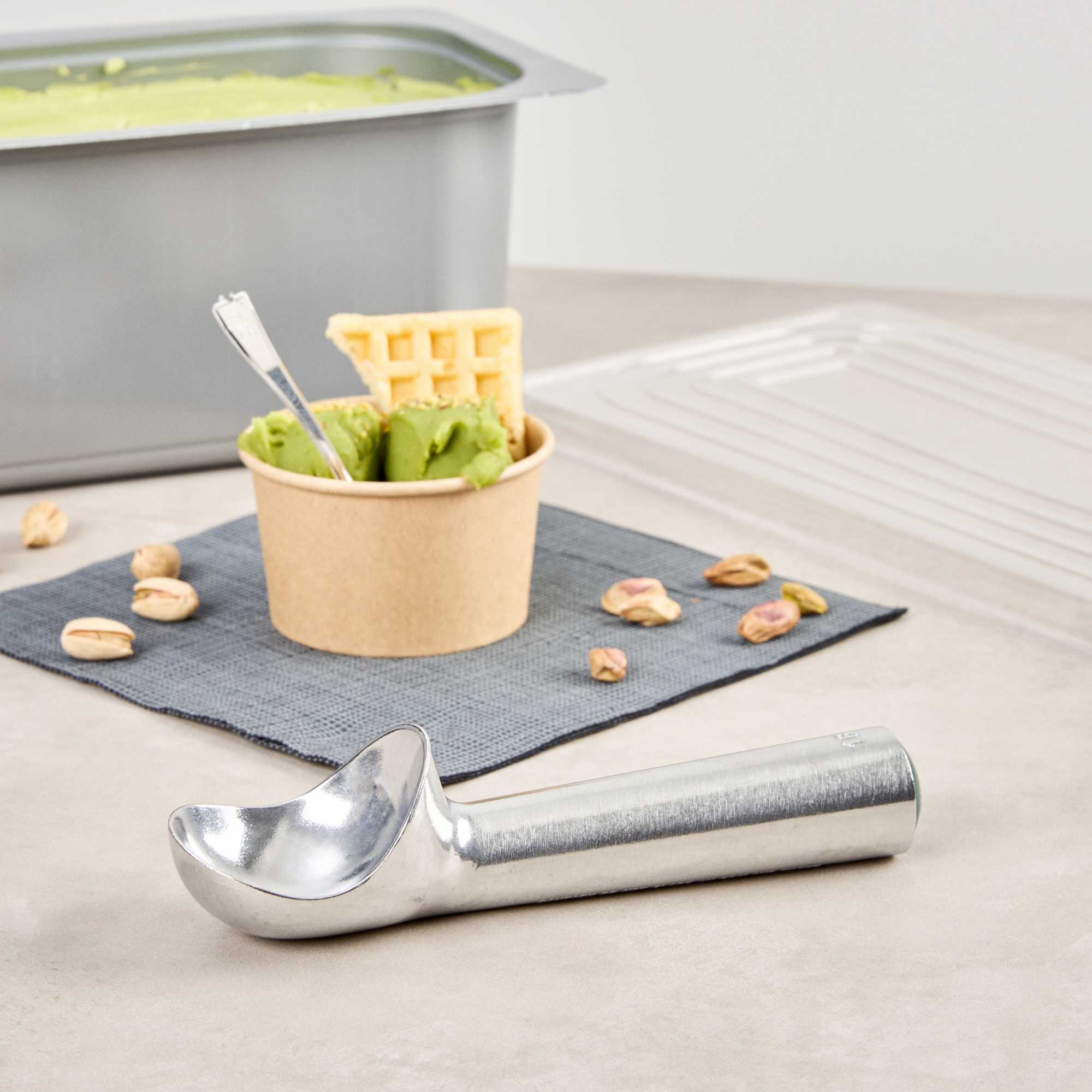 Scoop Haus 2.5 oz Silver Aluminum #16 Ice Cream Scoop / Dipper - Defrost Handle - 7" x 1 3/4" x 2" - 1 count box